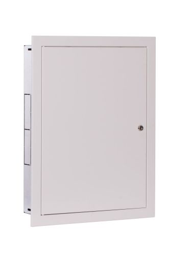 Rozdzielnica modułowa 3x18 podtynkowa 54 moduły IP31 415x565x127 Biała z zamkiem RPSM 54 Z 3X18 przód-min.jpg