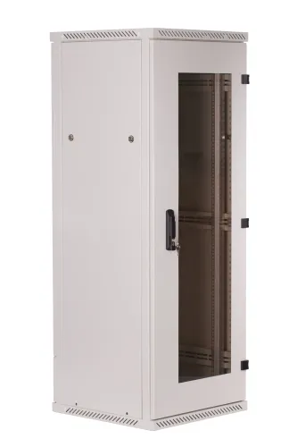 Szafa rack stojąca 32U Beta Light drzwi perforowane spawana Sabaj System.webp