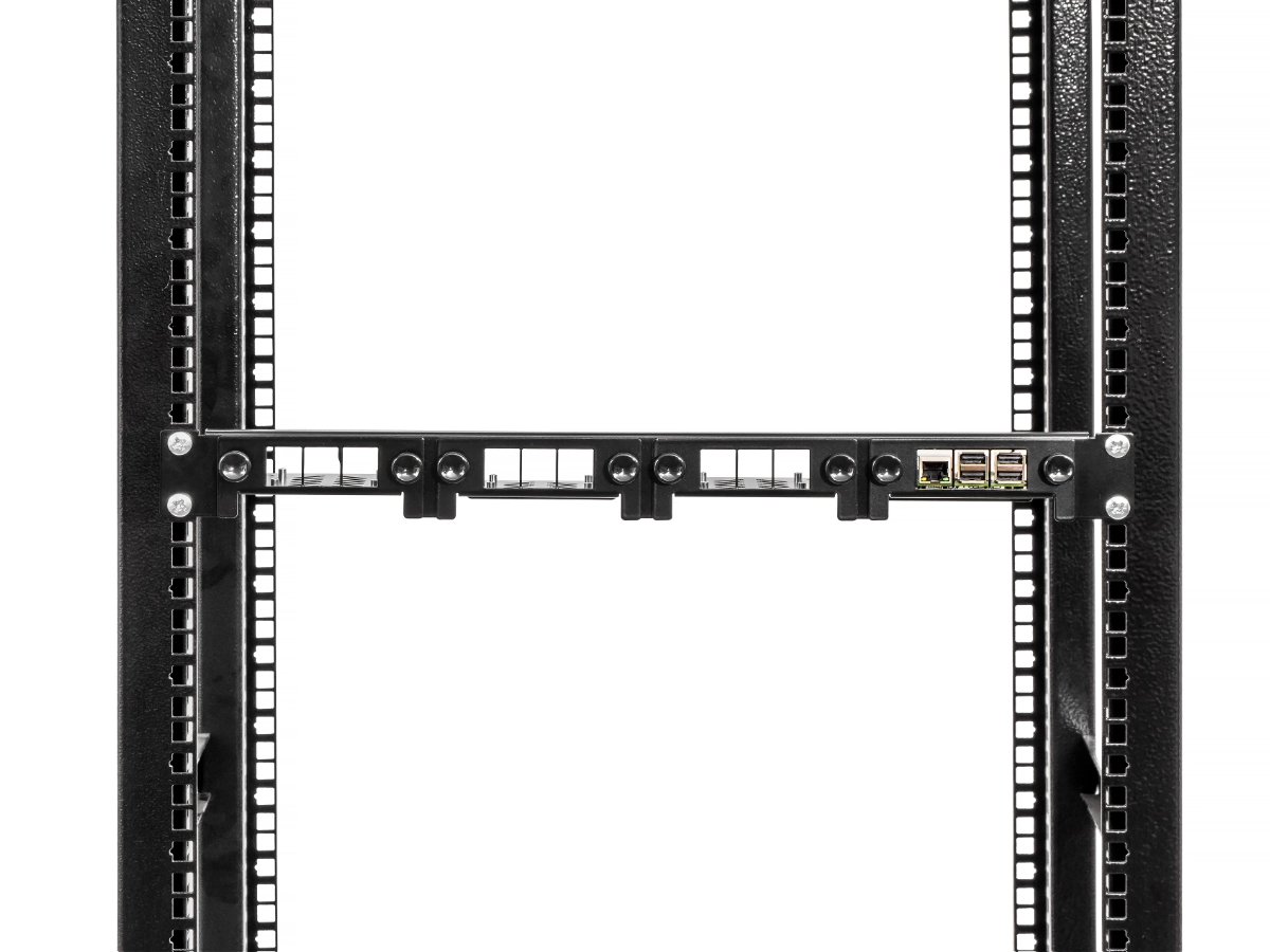 Panel rack 19 cali 1U na 4 Raspberry Pi – zdjęcie 1